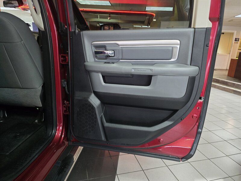 Used 2015 RAM 2500 SLT RWD image 15