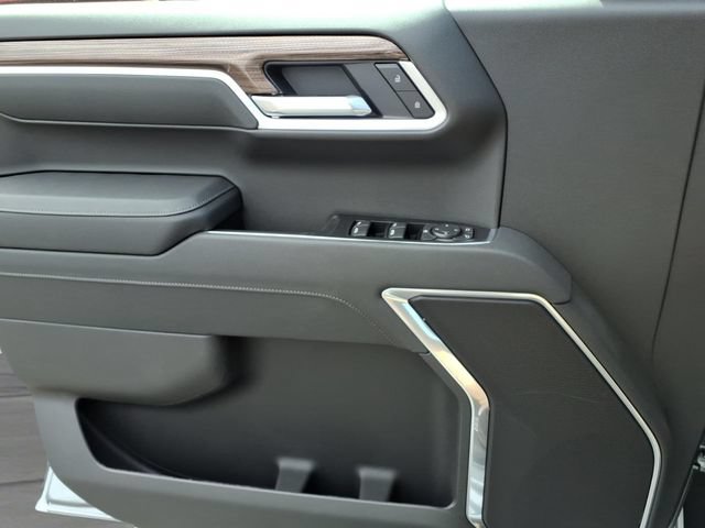 New 2026 Chevrolet Silverado 1500 RST w/ RST All Star Premium Package AWD/4WD image 15