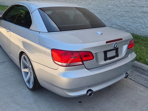 Used 2009 BMW 335i Convertible RWD image 5