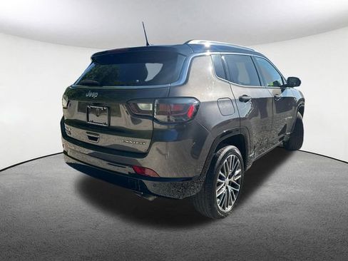 Used 2022 Jeep Compass Limited w/ Elite Group AWD/4WD image 17