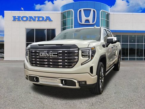 Used 2026 GMC Sierra 1500 Denali Ultimate AWD/4WD image 15