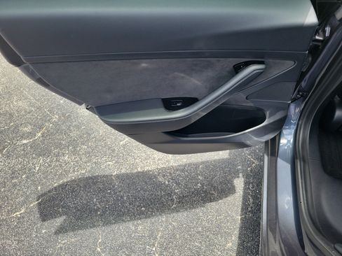 Used 2020 Tesla Model 3 RWD image 15