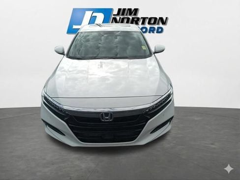 Used 2019 Honda Accord Touring image 3