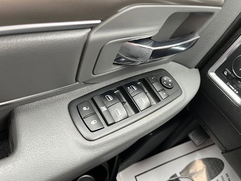 Used 2018 RAM 1500 Big Horn image 22