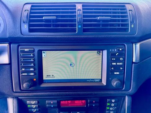 Used 2002 BMW M5 image 22