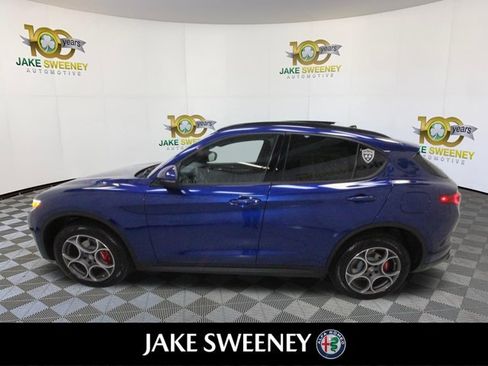 Used 2022 Alfa Romeo Stelvio Sprint AWD/4WD image 6