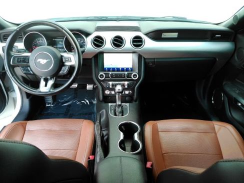 Used 2019 Ford Mustang GT Premium RWD image 29