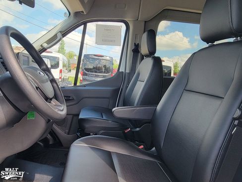 Used 2024 Ford Transit 350 XL RWD image 12