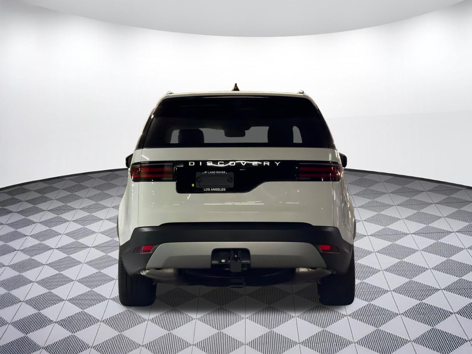 New 2026 Land Rover Discovery S AWD/4WD image 10