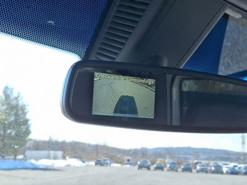 Used 2022 Mercedes-Benz Sprinter 144 Cargo image 18