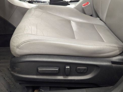 Used 2014 Honda Accord Touring image 11