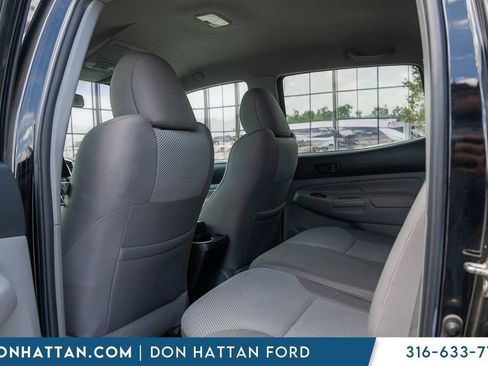 Used 2015 Toyota Tacoma PreRunner w/ TRD Sport Package RWD image 19