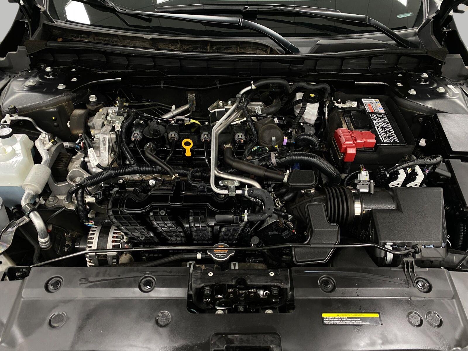 Certified 2025 Nissan Altima 2.5 SV FWD image 10