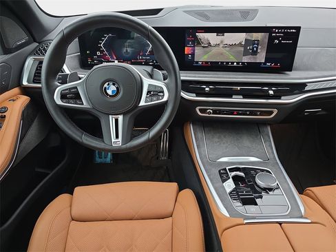 Used 2025 BMW X5 M60i w/ Climate Comfort Package image 20
