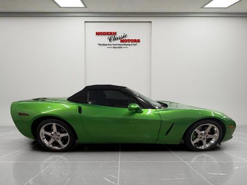 Used 2006 Chevrolet Corvette Convertible w/ Preferred Equipment Group RWD image 8