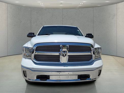 Used 2018 RAM 1500 SLT AWD/4WD image 11