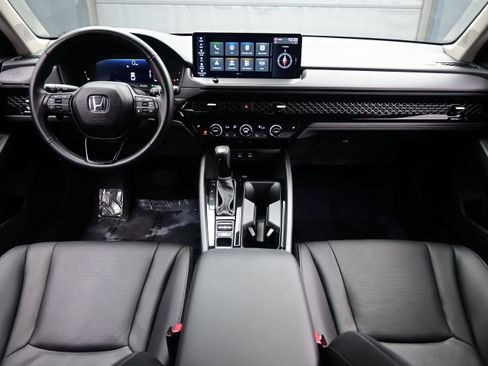 Used 2025 Honda Accord EX-L image 17
