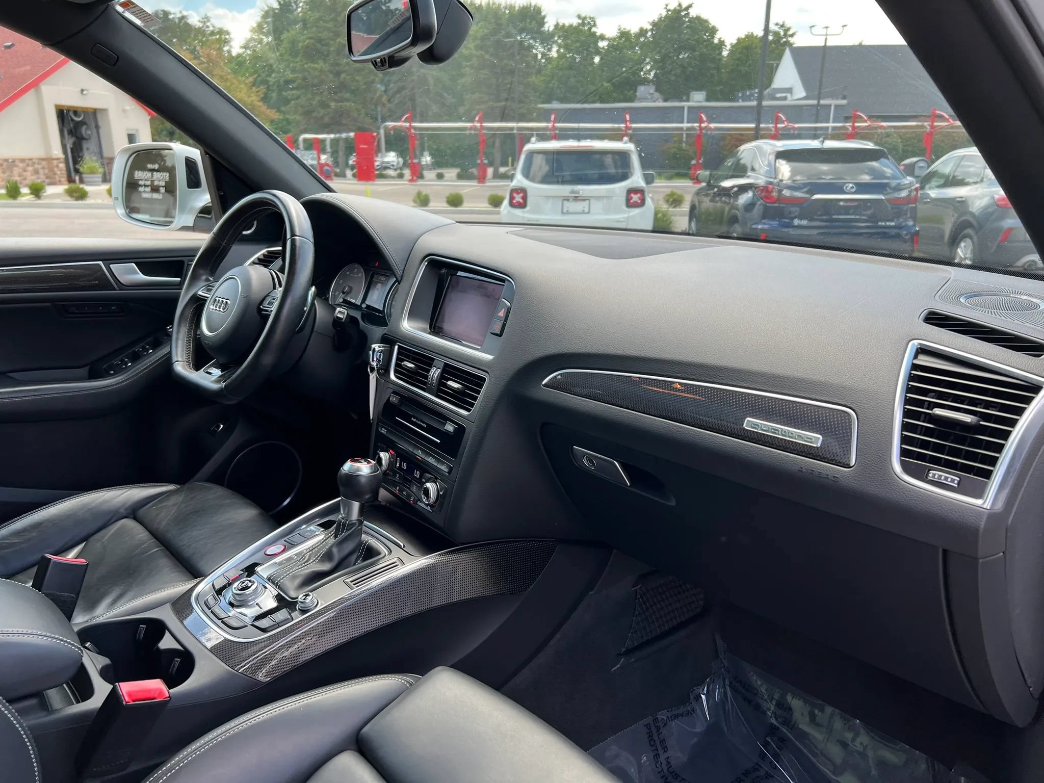 Used 2015 Audi SQ5 Premium Plus w/ Technology Package AWD/4WD image 20