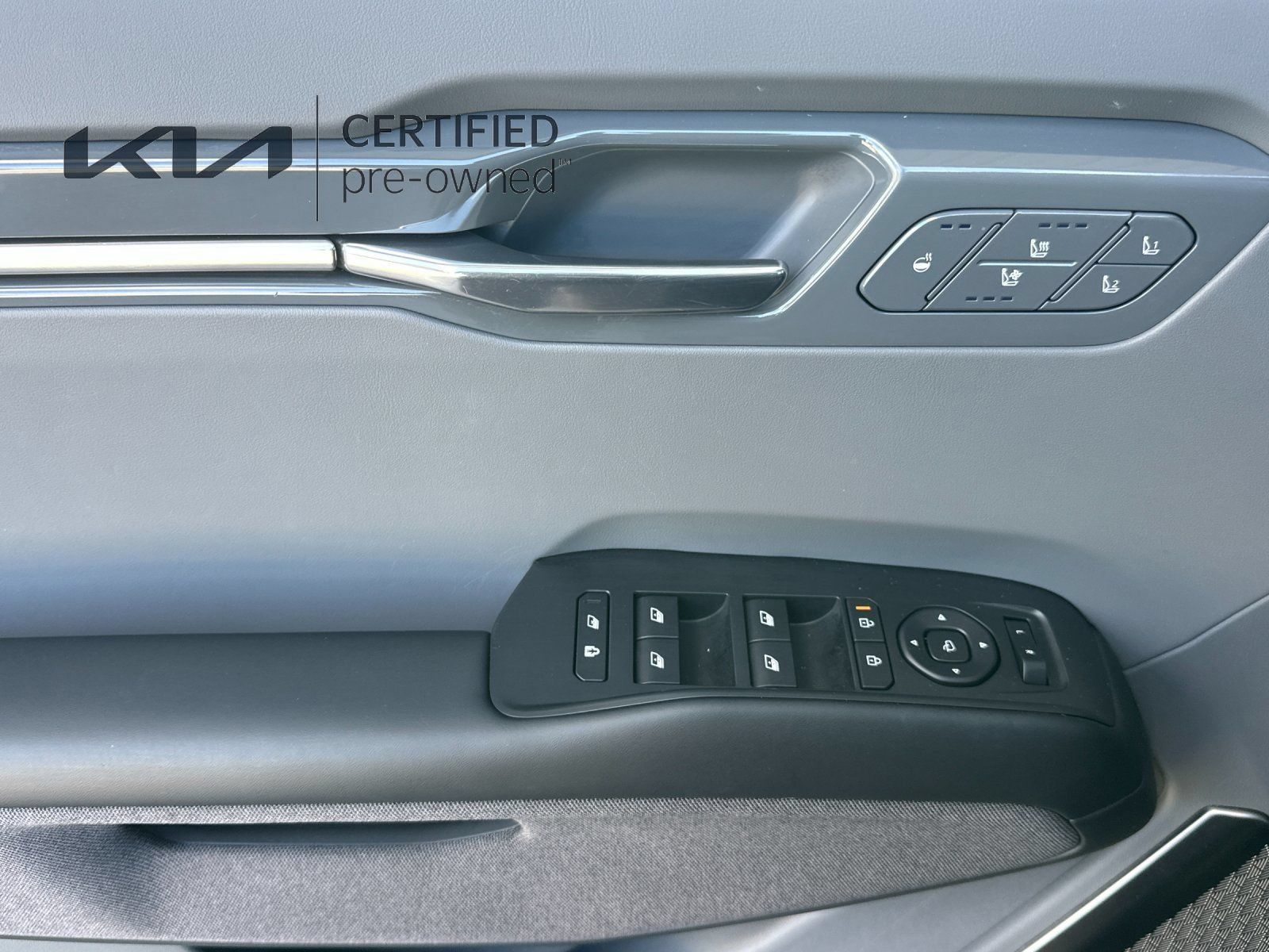 Certified 2024 Kia EV9 Land AWD/4WD image 12