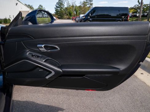Used 2013 Porsche 911 GT3 RS image 29