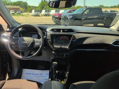 Used 2023 Chevrolet TrailBlazer LT w/ Convenience Package AWD/4WD image 41