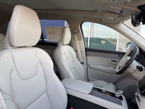 New 2026 Volvo XC90 B6 Ultra w/ Protection Package image 15