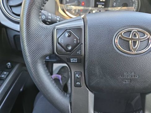 Used 2023 Toyota Tacoma TRD Off-Road AWD/4WD image 17
