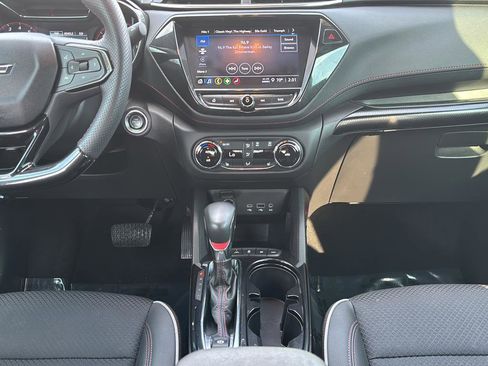Used 2023 Chevrolet TrailBlazer RS w/ Convenience Package image 22