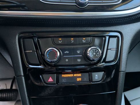 Used 2018 Buick Encore Preferred image 20