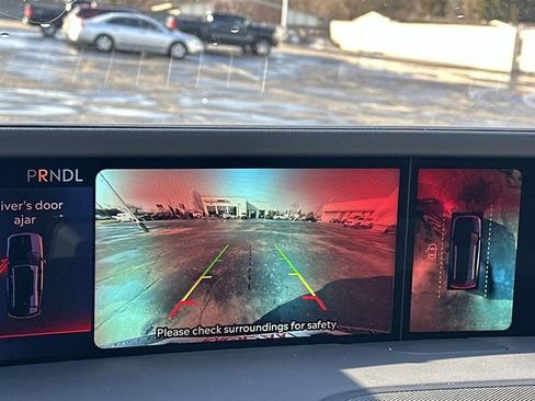 Used 2024 Lincoln Nautilus Reserve w/ Equipment Group 202A image 15