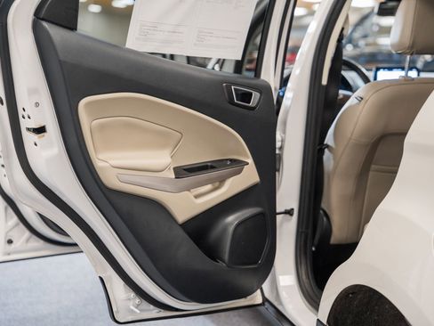 Used 2019 Ford EcoSport Titanium image 41