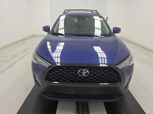 Used 2024 Toyota Corolla Cross LE FWD image 2