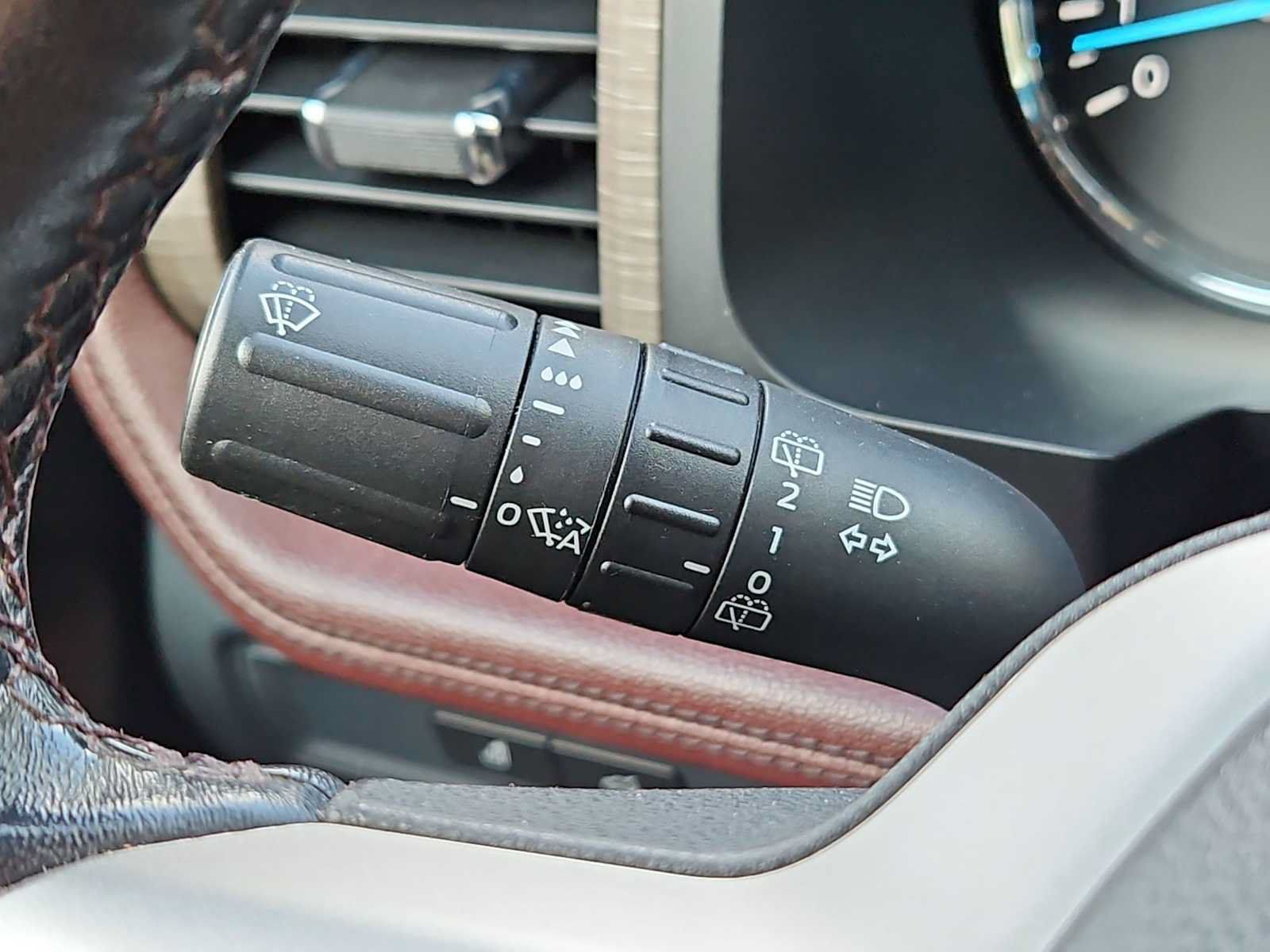 Used 2022 Ford Expedition Max Limited RWD image 26