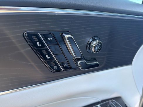 Certified 2024 Cadillac Lyriq Luxury image 11