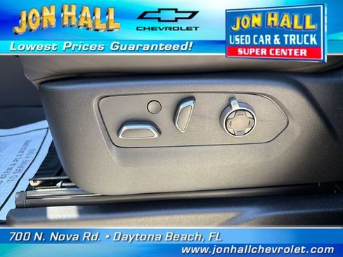 Used 2026 Cadillac Escalade V w/ LPO, ONYX Package image 21