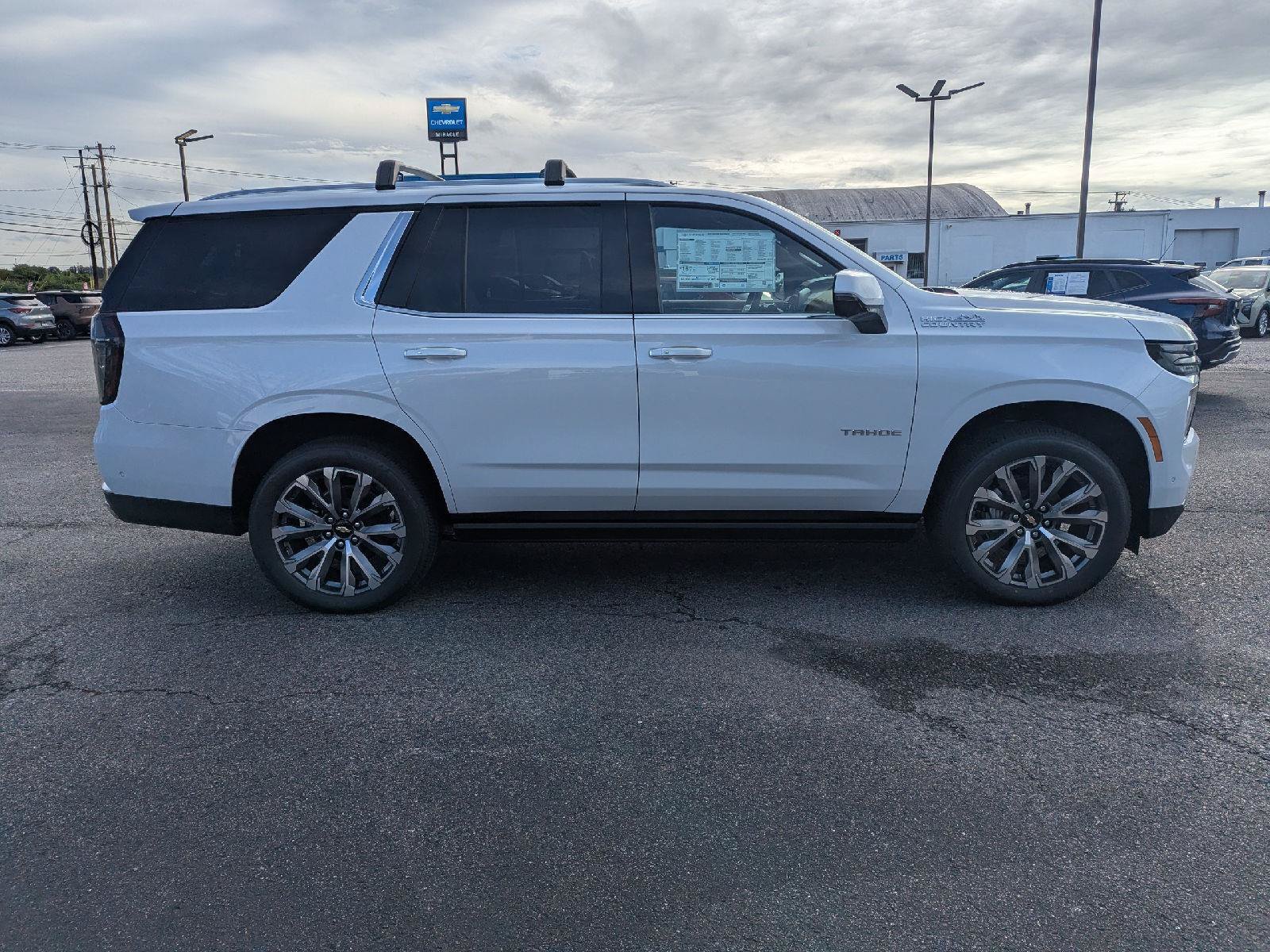 New 2026 Chevrolet Tahoe High Country AWD/4WD image 32