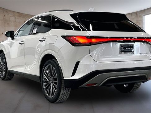 New 2026 Lexus RX 450h AWD image 3