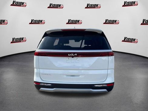 Used 2023 Kia Carnival LX image 6
