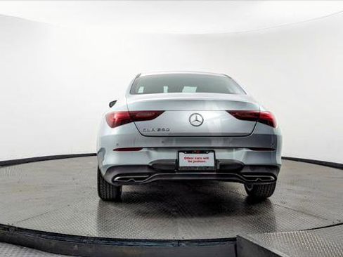 Used 2025 Mercedes-Benz CLA 250 image 7