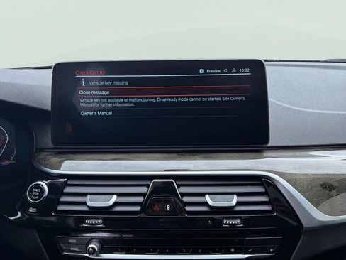 Used 2023 BMW 530i xDrive w/ Premium Package image 15