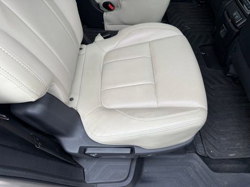 Used 2020 Subaru Ascent Limited w/ Popular Package #3 image 19