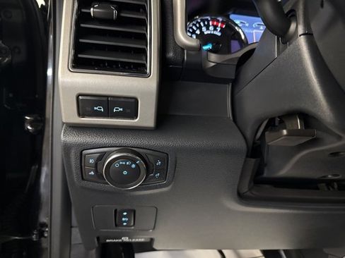 Used 2022 Ford F250 Lariat image 20