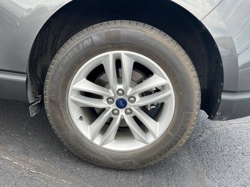 Used 2017 Ford Edge SEL w/ Equipment Group 201A AWD/4WD image 10