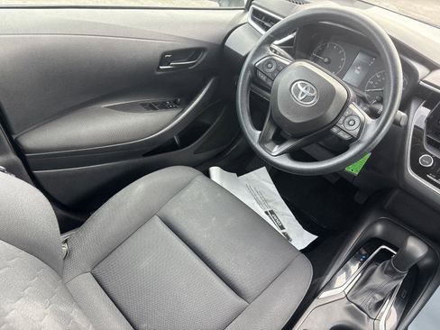 Used 2023 Toyota Corolla LE image 14