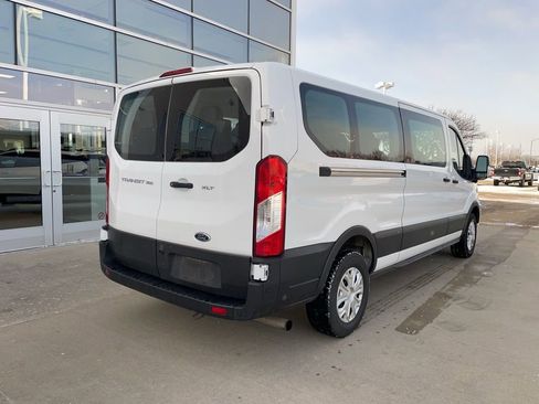 Used 2023 Ford Transit 350 XLT image 5
