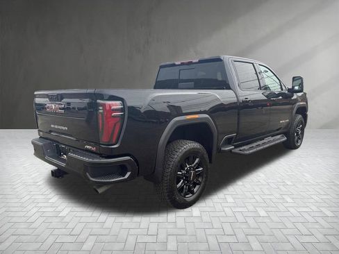 New 2026 GMC Sierra 2500 AT4 w/ Technology Package image 6