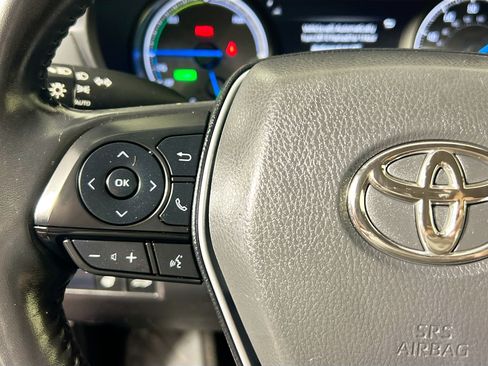 Used 2021 Toyota Venza XLE w/ Softex Package image 18