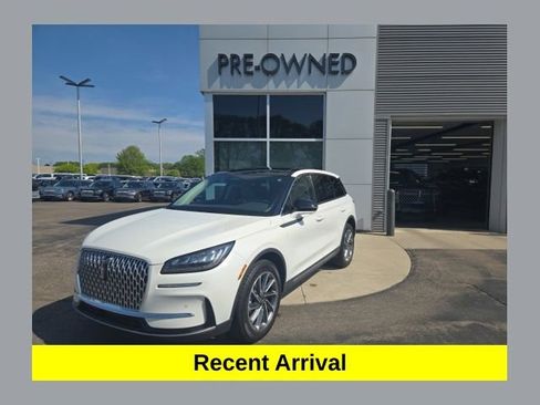 Certified 2023 Lincoln Corsair AWD w/ Equipment Group 101A image 1