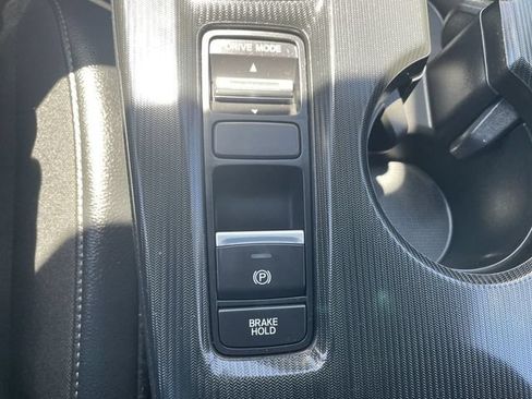 Used 2025 Honda Civic Sport image 17