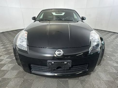 Used 2004 Nissan 350Z Touring RWD image 7